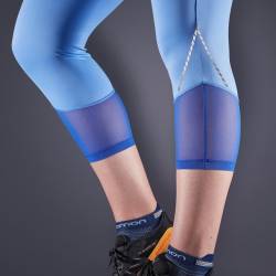 כחול בהיר Cross Run  טייץ 3/4 נשים